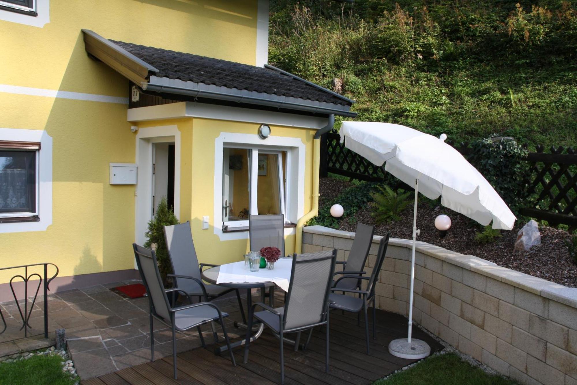 Ferienhaus Christine Taxenbach Exteriör bild